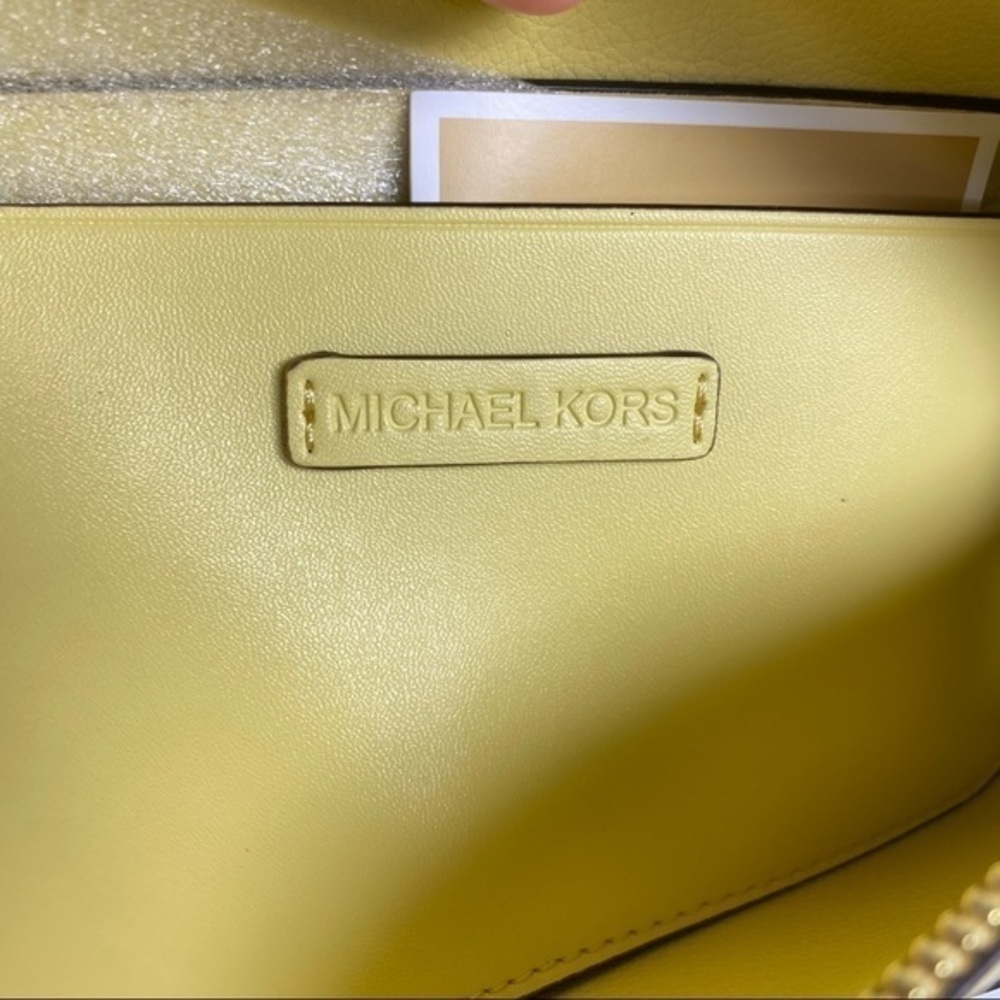 Michael Kors Emilia Dome Crossbody bag - Picture 11 of 15